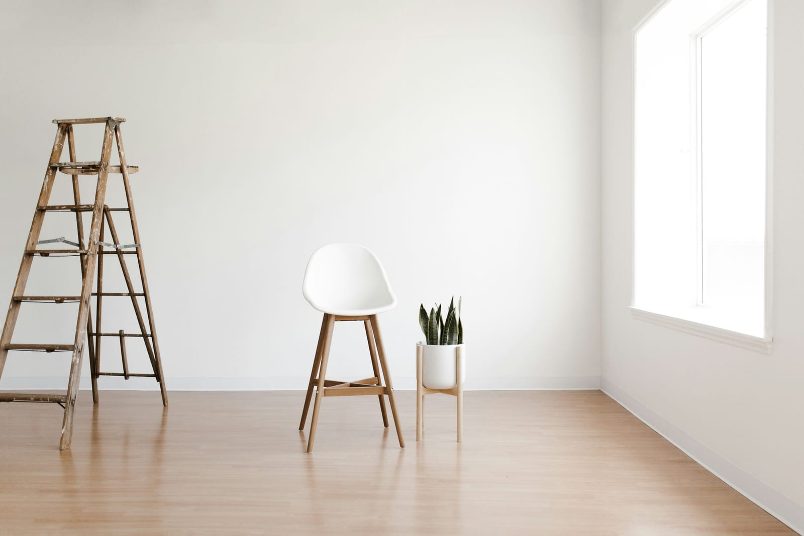 House painting companies near Holford in Garland, TX 75044 — an interior room being freshly painted.